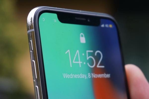 Apple iPhone X: OS, UI, aplicaţii - iOS 11 aşa cum îl ştim deja, dar cu "corniţe"