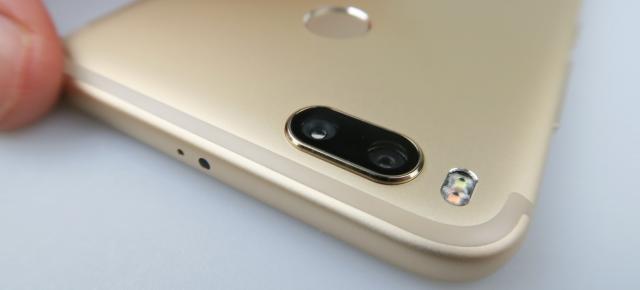 Xiaomi Mi A1 Review