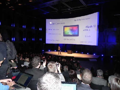 Conferinta de presa HTC la MWC 2011: prezentarea LIVE a Telefoanelor Facebook si tabletei Flyer - imaginea 36