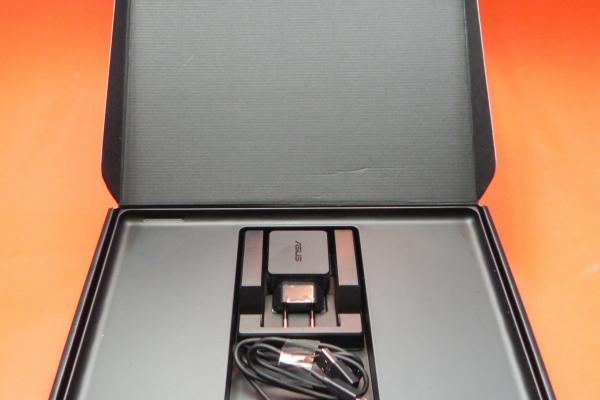 ASUS Memo Pad FHD10 - Unboxing
