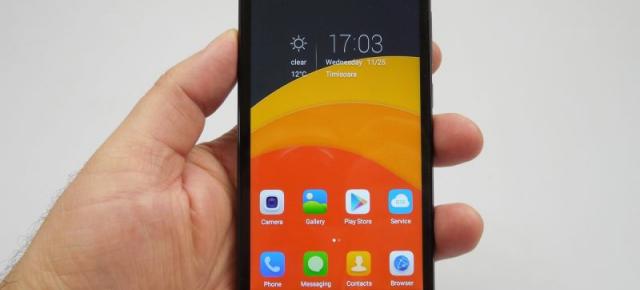 Elephone Trunk Review: comod şi foarte luminos, bateria putea fi mai longevivă (Video)