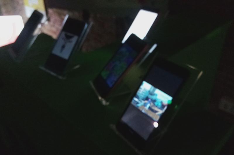 Allview V2 Viper X - Mostre Foto (la interior): Allview-V2-Viper-X-Gold-Mostre-foto-interior_002.jpg