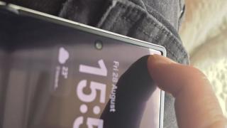 Galaxy Z Fold8 are probleme? Colțurile ecranului pliabil se „scufundă” la apăsare