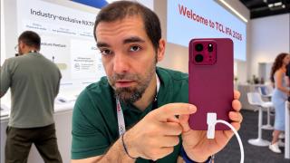 TCL P80 Ultra nu mai este doar telefonul cu ecran „de Kindle”; acum are și hardware serios