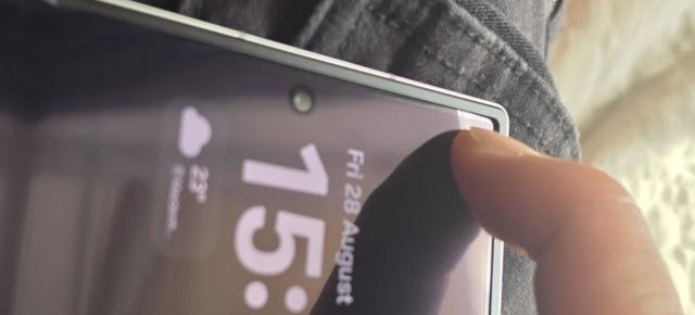 Galaxy Z Fold8 are probleme? Colțurile ecranului pliabil se „scufundă” la apăsare
