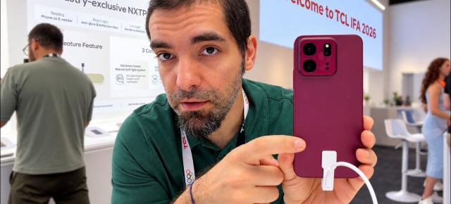 TCL P80 Ultra nu mai este doar telefonul cu ecran „de Kindle”; acum are și hardware serios