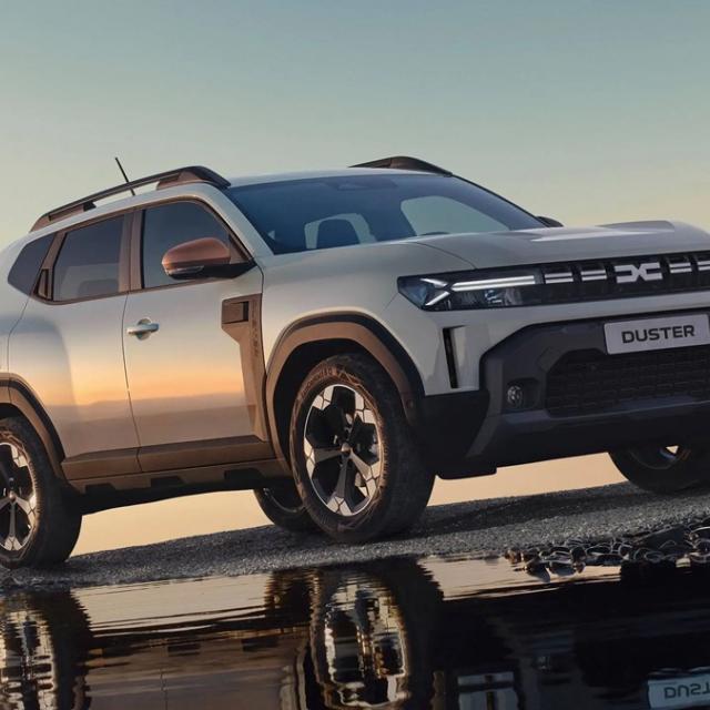 Dacia promovează sistemul tribrid pentru Duster și Bigster, cu autonomie de până la 1.500 km