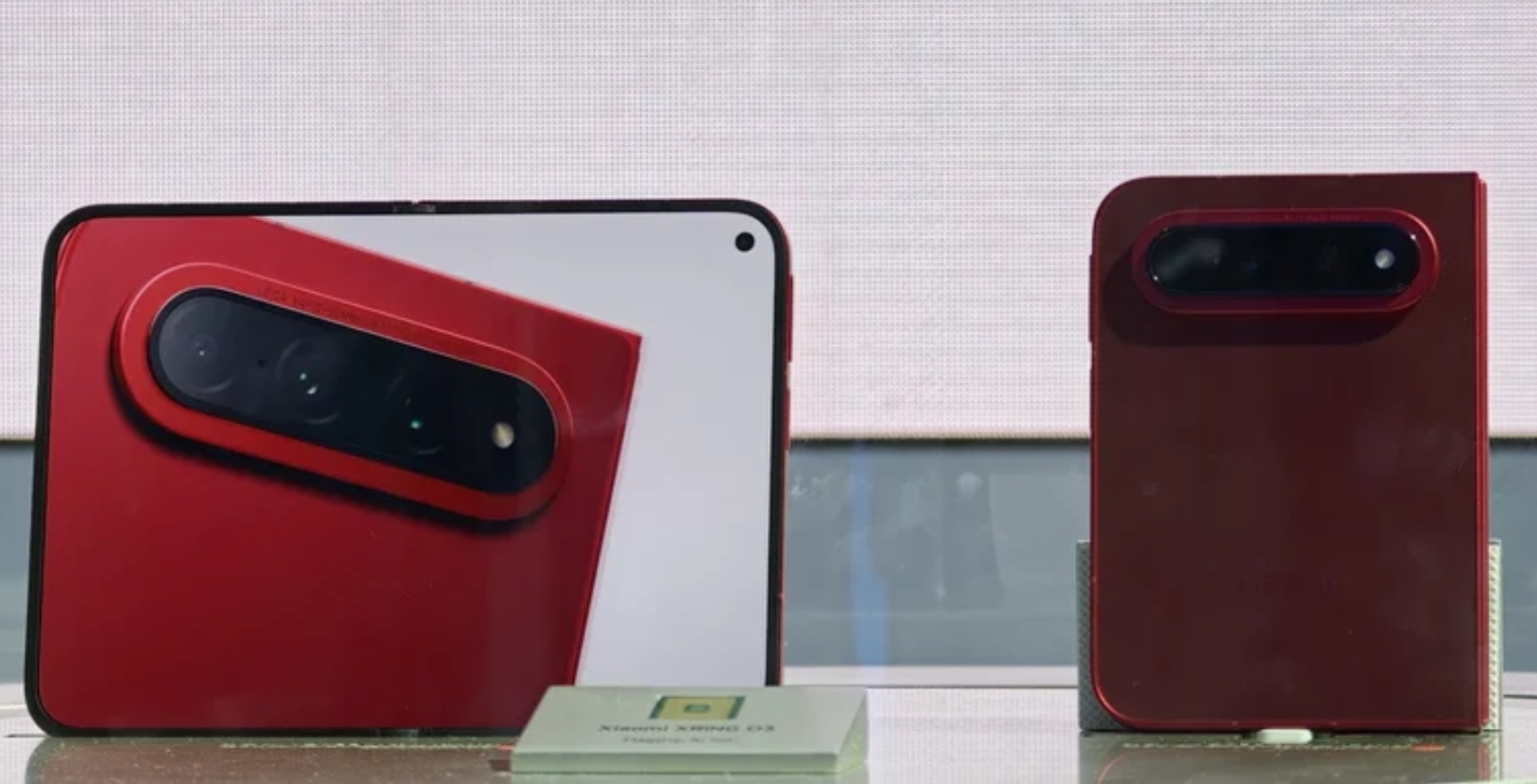 Xiaomi 18 Fold apare la IFA 2026: pliabil „cât un pașaport”, mai scund și mai lat decât Galaxy Z Fold8