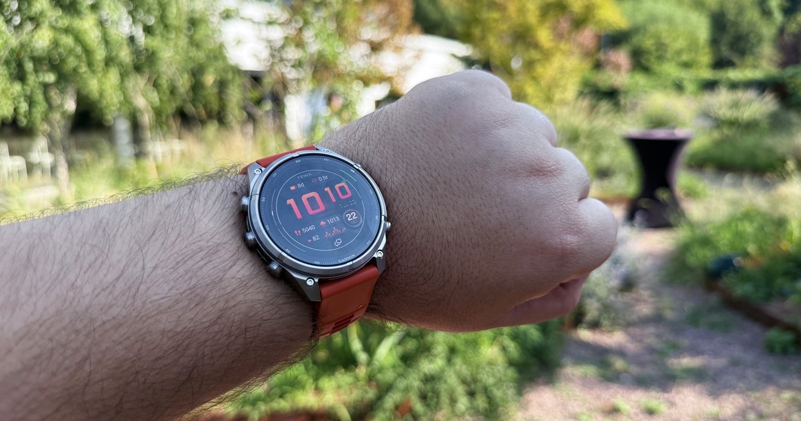 Prezentare Garmin Fenix 9 Pro (47mm, AMOLED): Mai luminos, mai rapid și gata de aventură fără telefon, prin inReach