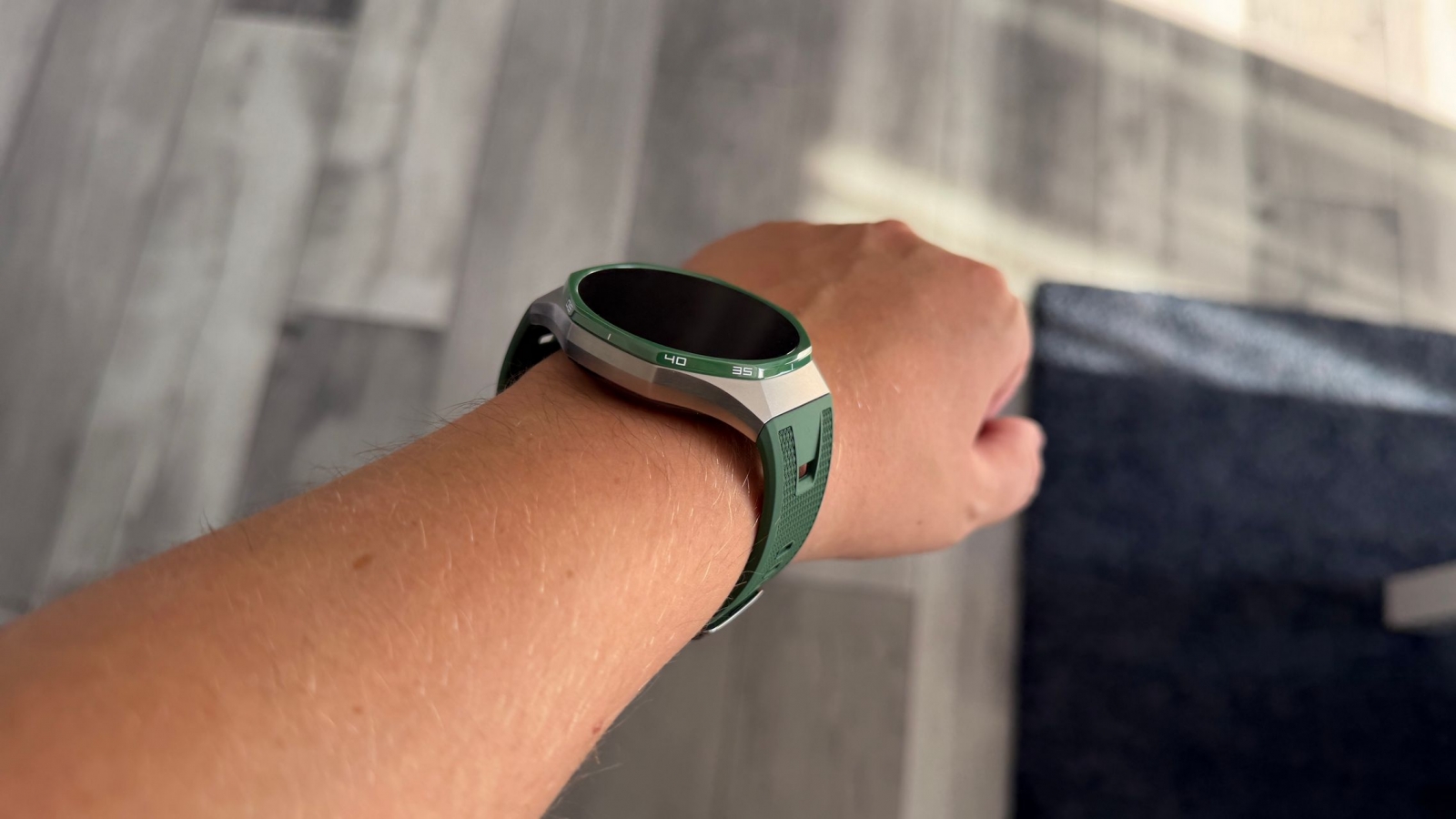 HUAWEI Watch GT 7 Pro - Fotografii (galerie)