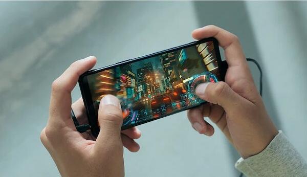 Startul livrărilor lui Sony Xperia 5 II se dă pe 22 octombrie în România; Încă mai poți profita de oferta la precomandă