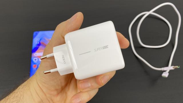 Cât de rapid se încarcă de fapt Oppo Reno4 Pro 5G cu tehnologia Super VOOC 2.0 şi încărcătorul de 65W