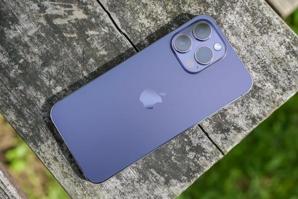 Turul Magazinelor #1315: iPhone 14 Pro Max atractiv, televizor 4K la preţ bun, 50% voucher la căşti Samsung