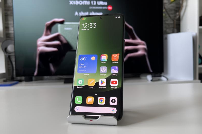 Xiaomi 13 Ultra - Galerie foto Mobilissimo.ro: Xiaomi-13-Ultra_075.jpg