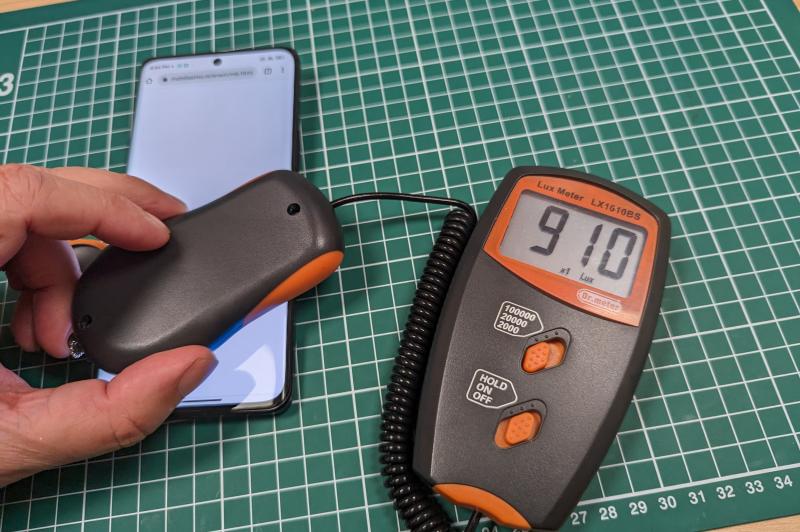 Luminozitate display Xiaomi 13 Ultra și ecranul văzut la microscop: Xiaomi-13-Ultra-teste_03.jpg