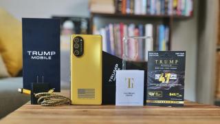 A apărut „Trump Phone”! Telefonul auriu al lui Trump ridică semne de întrebare privind livrarea și originea; Să fie un HTC rebranduit?