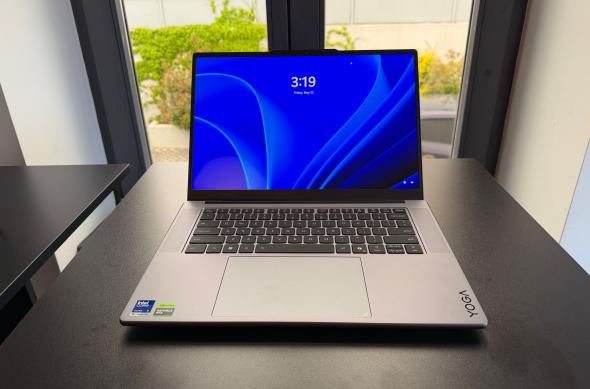 Lenovo Yoga Pro 9i Aura Edition - Fotografii: YOGA (13).jpg