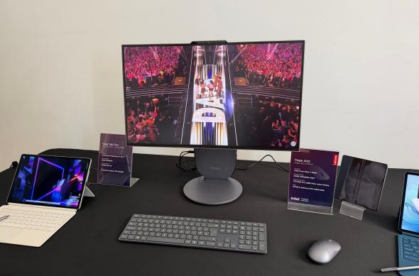 Lenovo Yoga AIO i Aura Edition - Fotografii: lenovo (8).jpg
