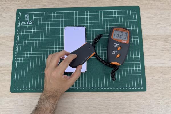 POCO X8 Pro Max - Luminozitate display