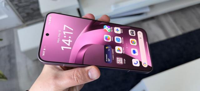 Xiaomi 17T Pro: Display uns cu toate alifiile, luminos şi imersiv