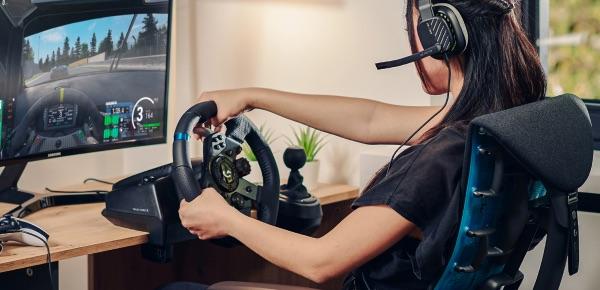 De la eSports la volane McLaren: ce a prezentat Logitech G la evenimentul G PLAY 2026