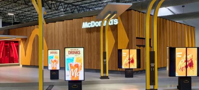 McDonald's fără angajați? Testează AI la drive-thru: asistentul Archy preia comenzile și ar putea economisi 50 de ore de muncă săptămânal