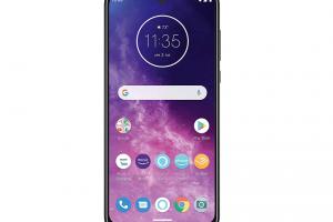 Motorola One Zoom