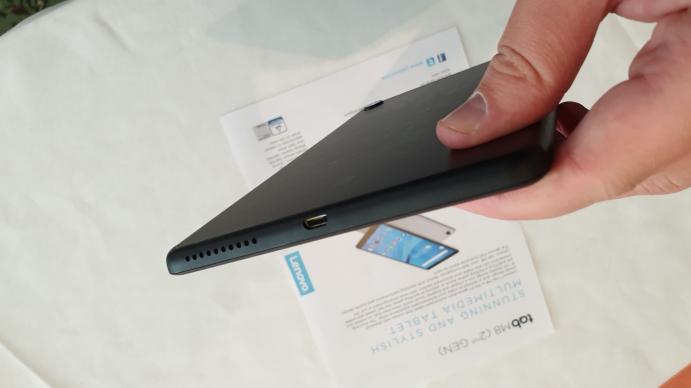 Lenovo Tab M8 - Fotografii Hands-On: Lenovo-Tab-M8_012.jpg