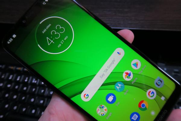 Motorola Moto G7 Power: OS, UI, aplicaţii stock, pe bază de Android Pie