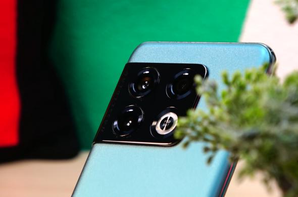 OnePlus 10 Pro - Galerie foto Mobilissimo.ro: OnePlus10Pro 18.jpg