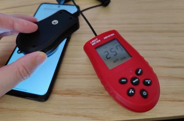Luminozitate ecran Motorola Moto G60s: Motorola-Moto-G60s_047.jpg