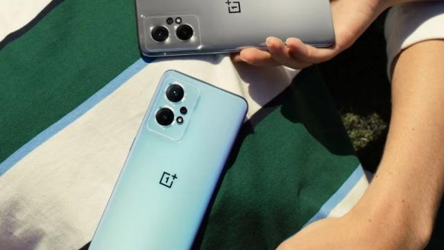 <b>OnePlus Nord CE 2 Lite 5G apare în noi imagini şi are specificaţiile (re)confirmate</b>OnePlus pregăteşte încă 6 terminale pentru restul anului 2022, dacă ne luăm după o scăpare recentă. În această lună ar trebui să vedem un OnePlus Nord 2T/ OnePlus Nord 3 lansat, alături de un OnePlus Nord CE 2 Lite 5G, ale cărui scăpări le-am tot urmărit