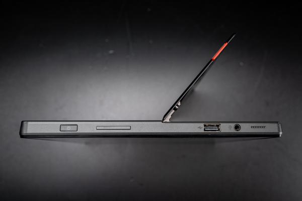ASUS ROG Flow Z13 - Fotografii