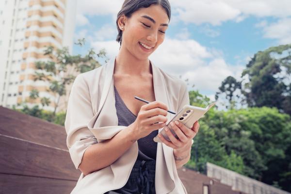 Motorola Edge 30 Pro - Fotografii oficiale