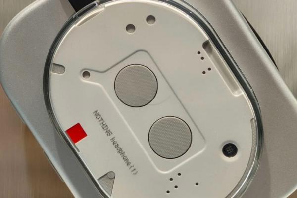 Nothing Headphone (1), primele imagini plus video hands-on scăpate online