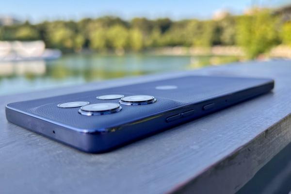 Motorola moto g86: Camera duală care ar putea să te surprindă la banii plătiți, selfie și bokeh arătoase