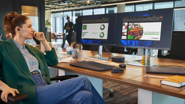 <b>Am participat la HP Tech Day(s)! Workshop online în cadrul căruia au fost exemplificate toate tool-urile AI disponibile pe cele mai tari laptopuri HP; Iată detalii!</b>Pe 1 și 2 iulie 2025, am participat la HP Tech Day(s), un eveniment virtual organizat pe Zoom, în cadrul căruia HP a reunit într-un singur loc influenceri, analiști, dar și jurnaliști axat pe zona tech. Workshop-ul a fost împărțit în două sesiuni tematice