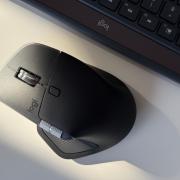Logitech MX Master 4 Review: Mouse-ul de finețe pentru profesioniști, acum cu feedback haptic