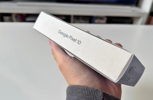 Google Pixel 10 - Unboxing: Google-Pixel-10-Unboxing_004.jpg