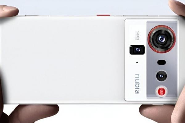 Nubia Z80 Ultra vine pe 22 octombrie; Cameră personalizată, display „rapid” și baterie uriașă