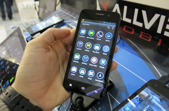 MWC 2013: Allview P5 Quad Într-un video preview În premieră din Bacelona; Telefonul Allview quad core e aici! (Video): allview_p5_quad_08jpg.jpg