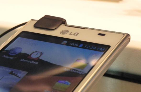 MWC 2012: LG Optimus L7 hands on - vârful de gamă al seriei L de la LG analizat În detaliu (Video): dscn0374jpg.jpg