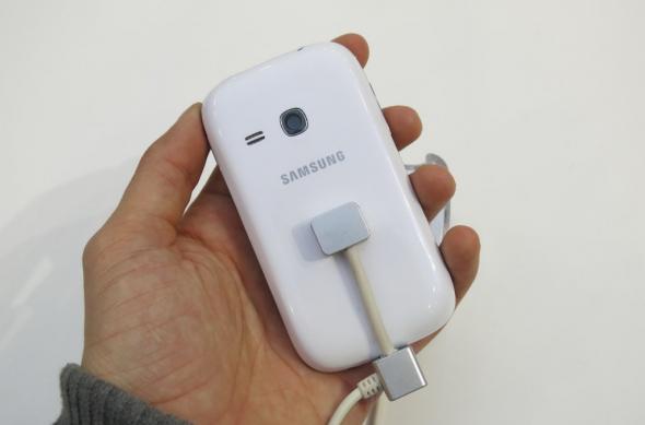 MWC 2013: Samsung Galaxy Young Într-o experiență hands on cu un terminal de buget (video): samsung_galaxy_young_04jpg.jpg