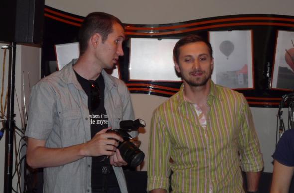HTC ChaCha debutează oficial În România prin Orange, În cadrul unui eveniment prezentat de Răzvan și Dani: lansare_htc_chacha_orange_romania_42jpg.jpg