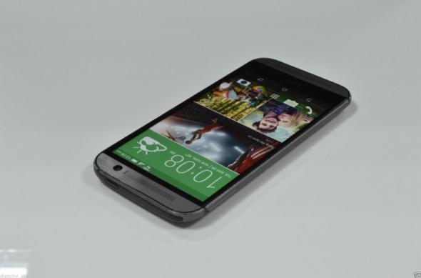 Noul HTC One apare pe eBay, cu un preț de 499.99 dolari, branding Verizon; Avem și poze cu o machetă de nou One!: 181260_htconevzwdummylay2.jpg