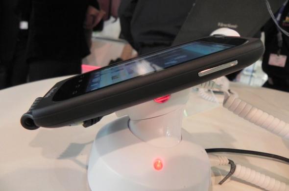 MWC 2012: ViewSonic ViewPhone 3 hands on - telefon entry level dual SIM cu dotări modeste (Video): dscn0962jpg.jpg