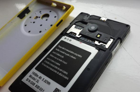L1020, o clonă de Nokia Lumia 1020 cu Android și camera "Piureview": l1020_4.jpg