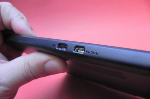 Review Motorola Xoom 2 - tabletă cu design inedit, interfață fluidă, preț puțin cam mare (Video): motorola_xoom_2_review_mobilissimo_ro_15.jpg