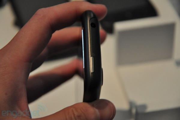 HTC 7 Mozart, un Desire HD cu Windows Phone 7?