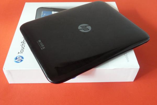HP TouchPad scos din cutie la Mobilissimo.ro - o tabletă glossy cu webOS (Video)